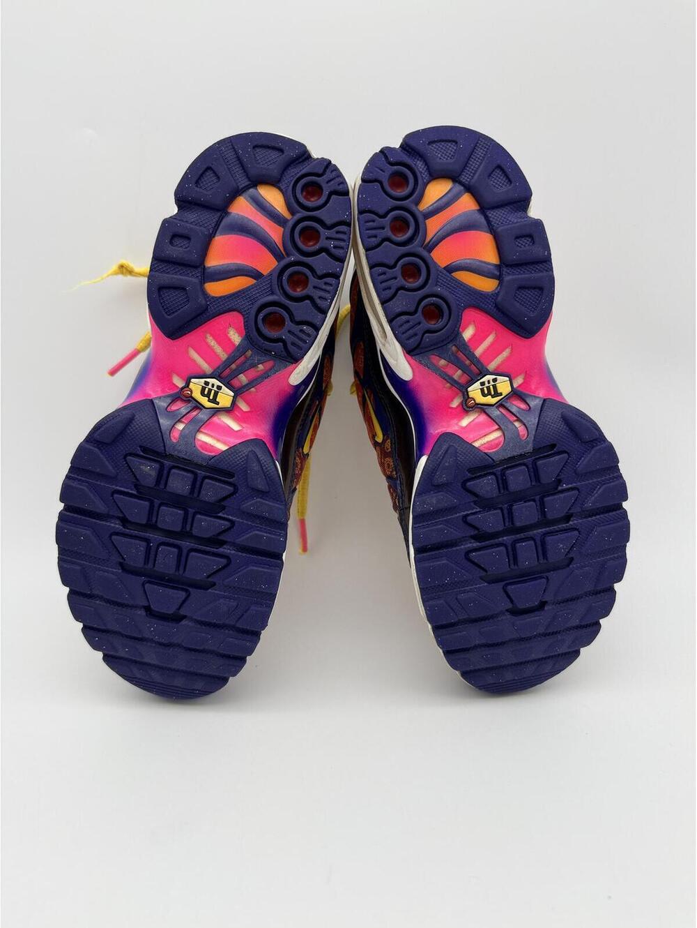 Nike Air Max Plus GS limited 'Back to School' Release - Youth Size 4Y - Picture 9 of 10